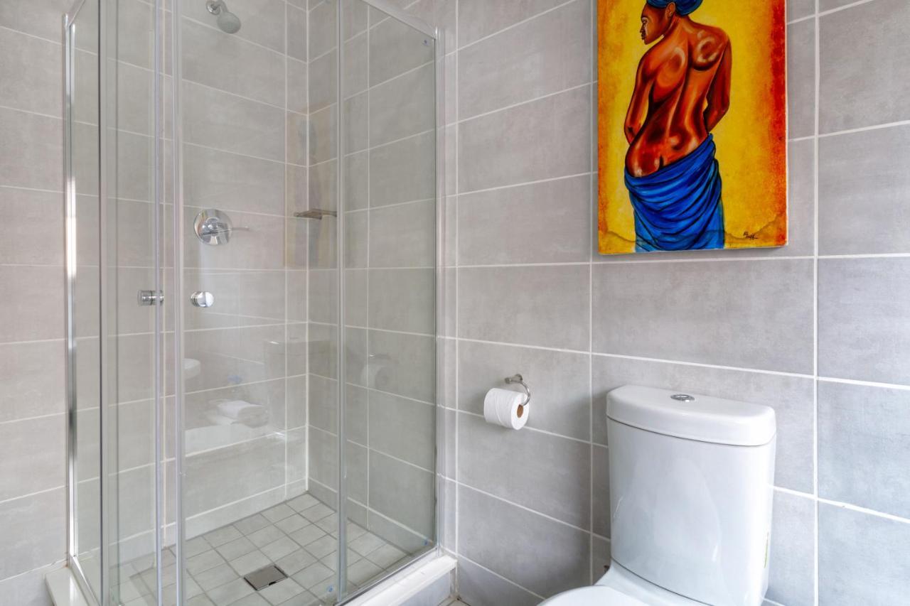 Lovely 2 Bed @theblyde Pretoria