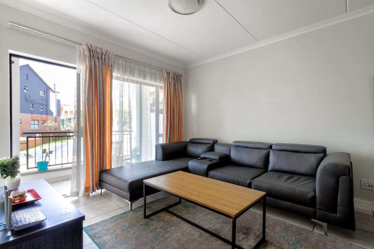 Apartment Lovely 2 Bed @theblyde *